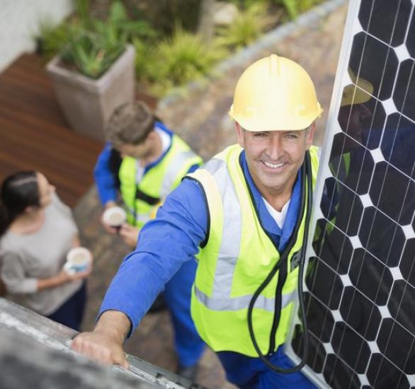 Solar installers from Eastern Europe